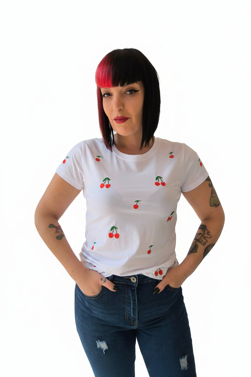 Camiseta cerezas bordadas