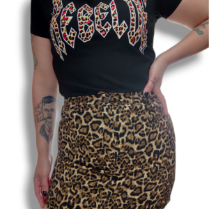 Camiseta rebelde leopardo