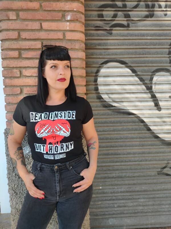 Camiseta dead inside