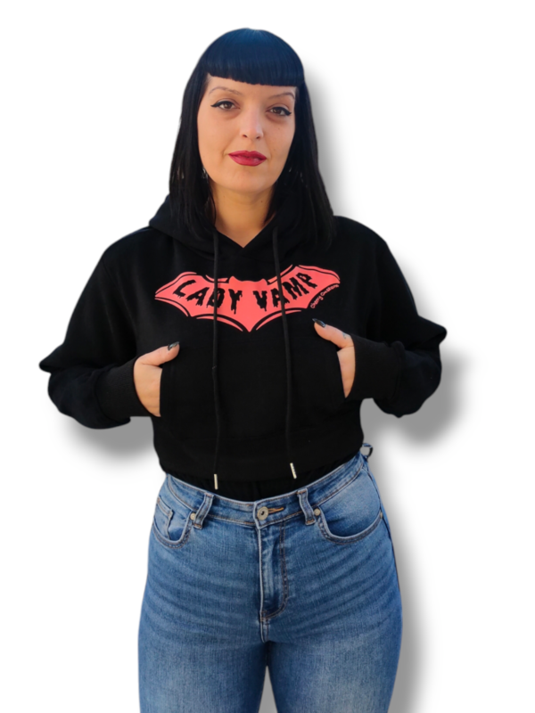 Sudadera crop lady vamp negro rojo - Imagen 3